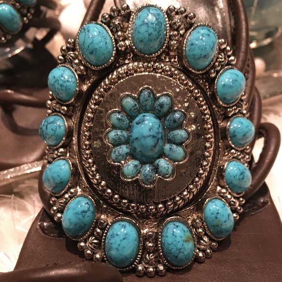 🔥 HOST PICK 🔥 COLIN STUART Bejewelled Heels… - Picture 2 of 8